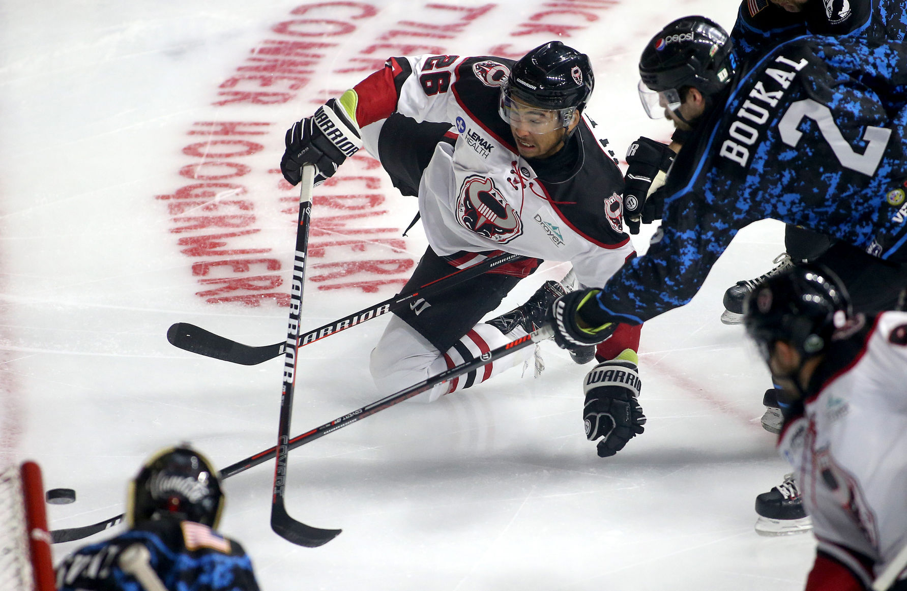 110918-Storm-Hockey-003